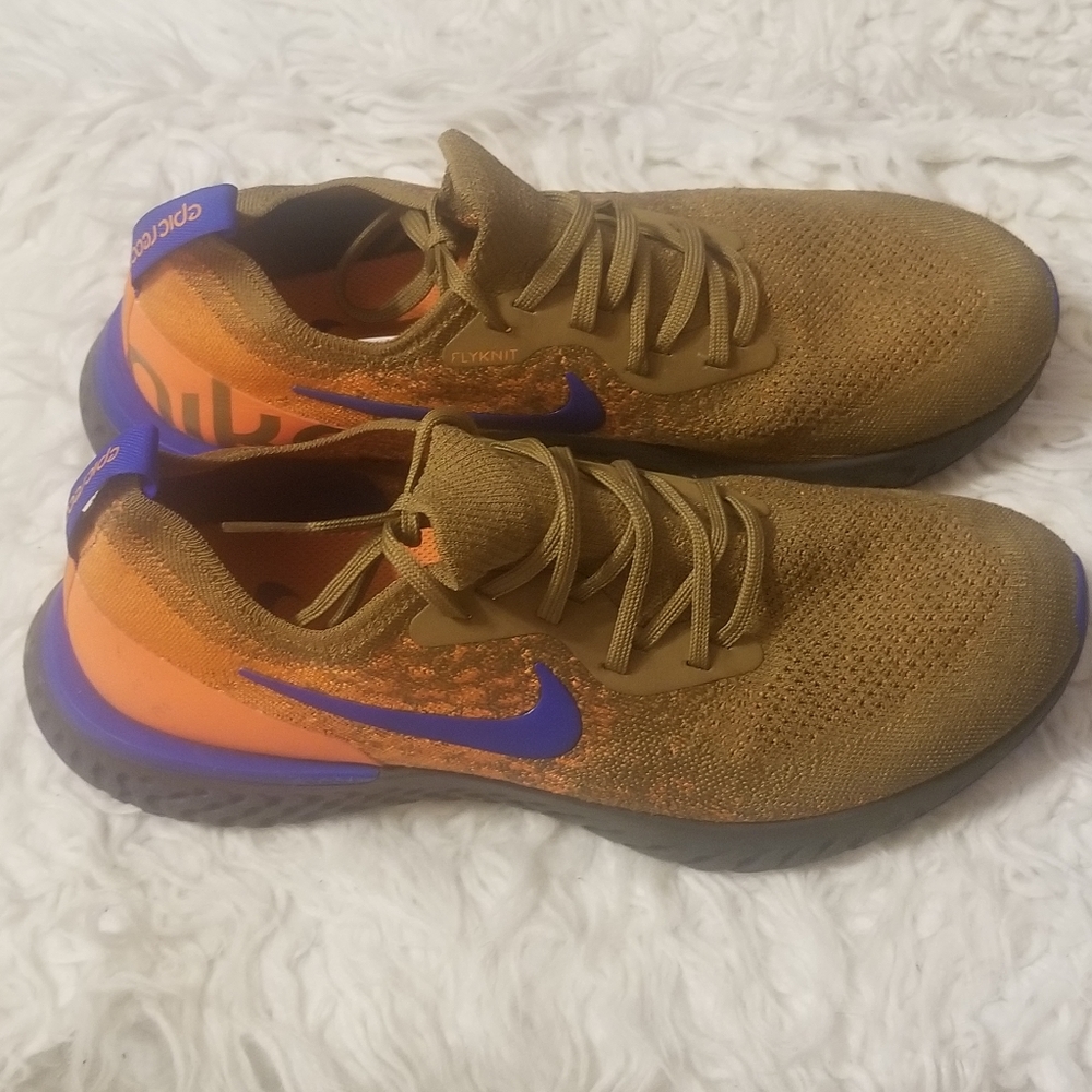 Men Nike Epic React tan, orange and blue sneakers